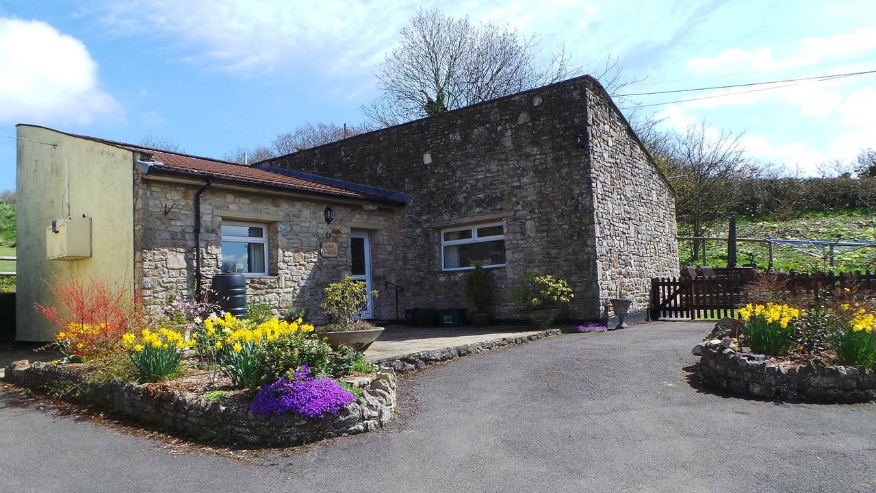 Greyfield Farm Cottages Farmborough Exterior photo