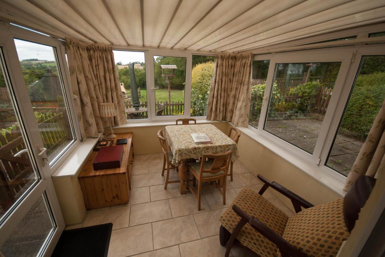Greyfield Farm Cottages Farmborough Exterior photo